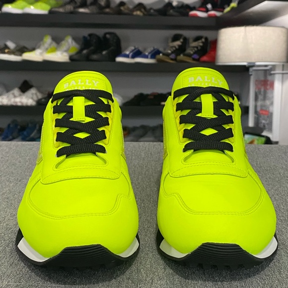 🛑SOLD🛑🥎BALLY GAVINO RUNNERS🥎 - Picture 2 of 12